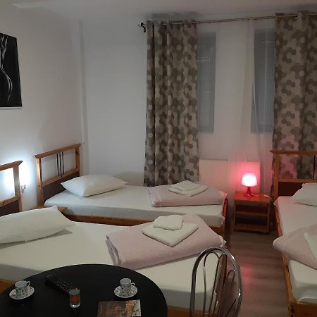 Carol 51 Hostel Bükreş Dış mekan fotoğraf