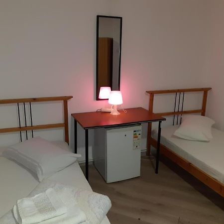 Carol 51 Hostel Bükreş Dış mekan fotoğraf