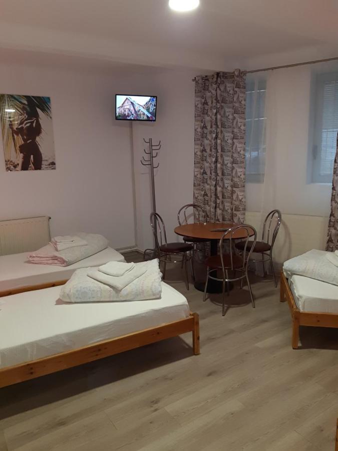 Carol 51 Hostel Bükreş Dış mekan fotoğraf