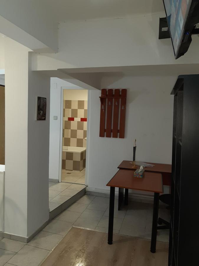 Carol 51 Hostel Bükreş Dış mekan fotoğraf