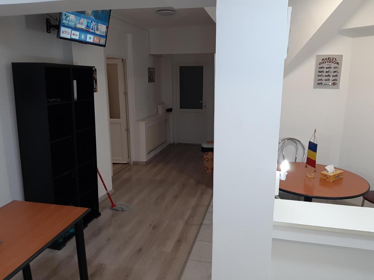 Carol 51 Hostel Bükreş Dış mekan fotoğraf