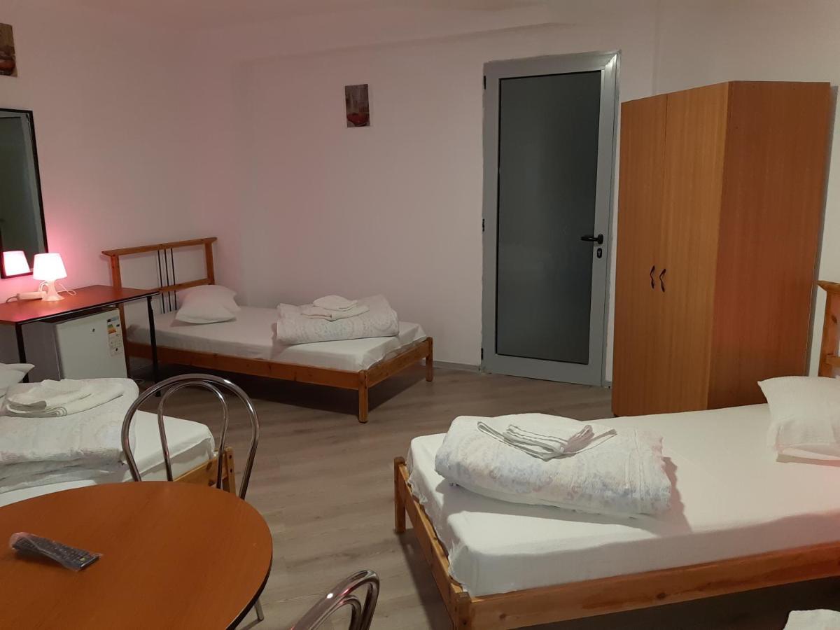 Carol 51 Hostel Bükreş Dış mekan fotoğraf