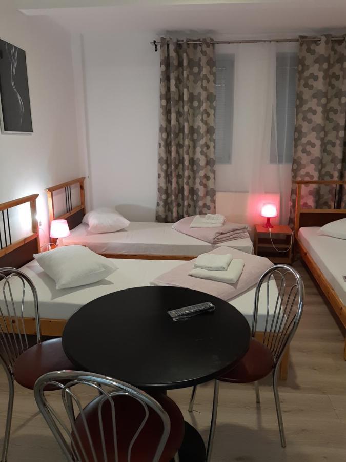 Carol 51 Hostel Bükreş Dış mekan fotoğraf