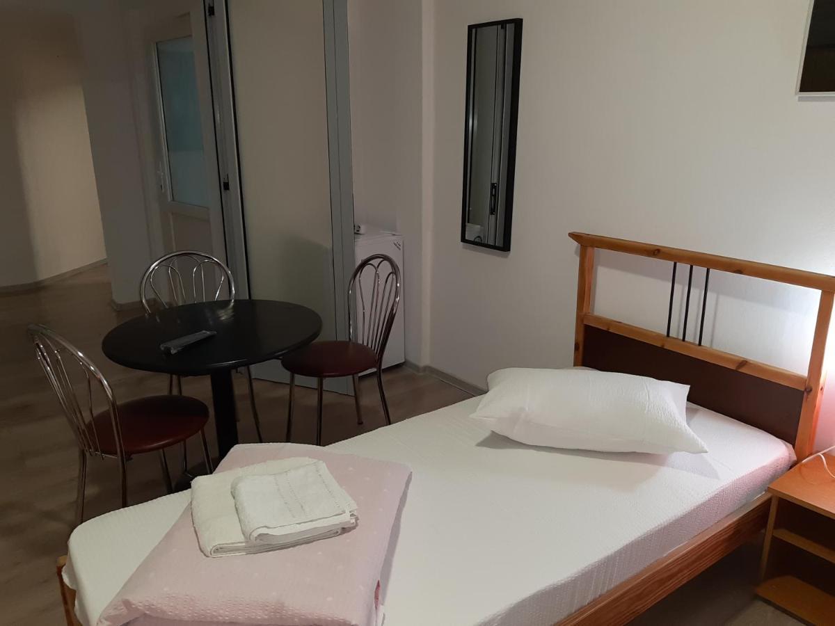 Carol 51 Hostel Bükreş Dış mekan fotoğraf