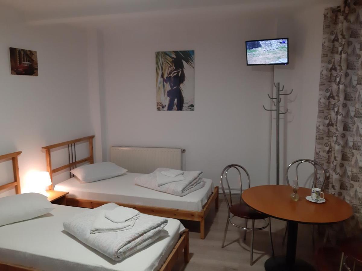 Carol 51 Hostel Bükreş Dış mekan fotoğraf