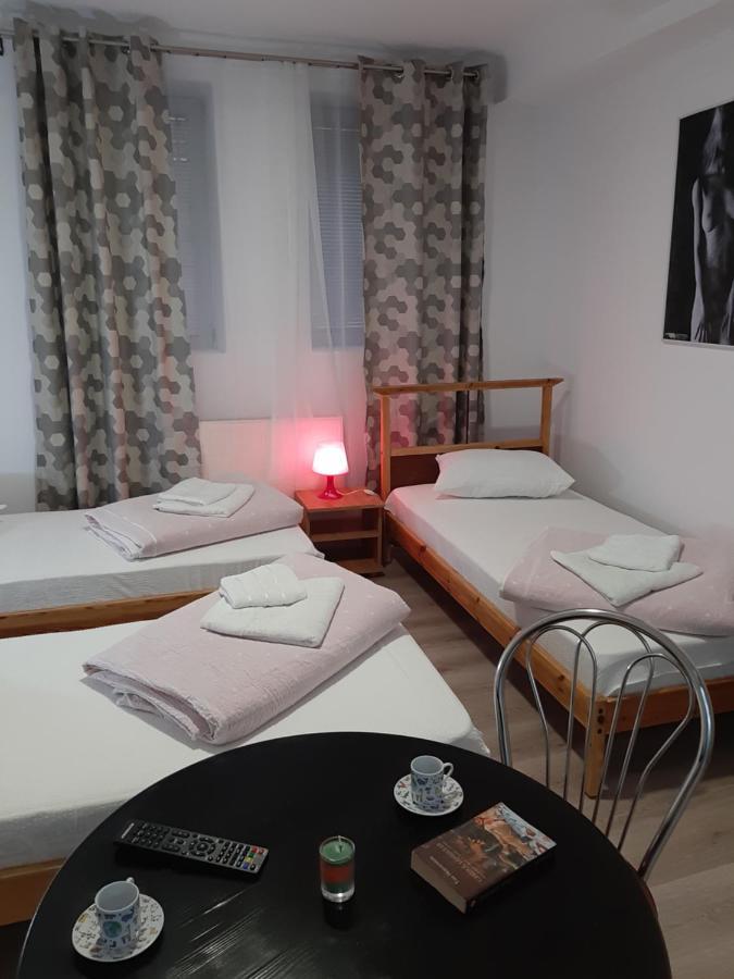 Carol 51 Hostel Bükreş Dış mekan fotoğraf