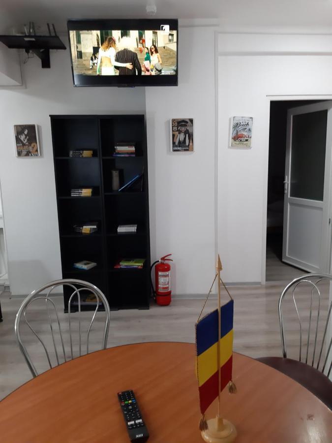 Carol 51 Hostel Bükreş Dış mekan fotoğraf