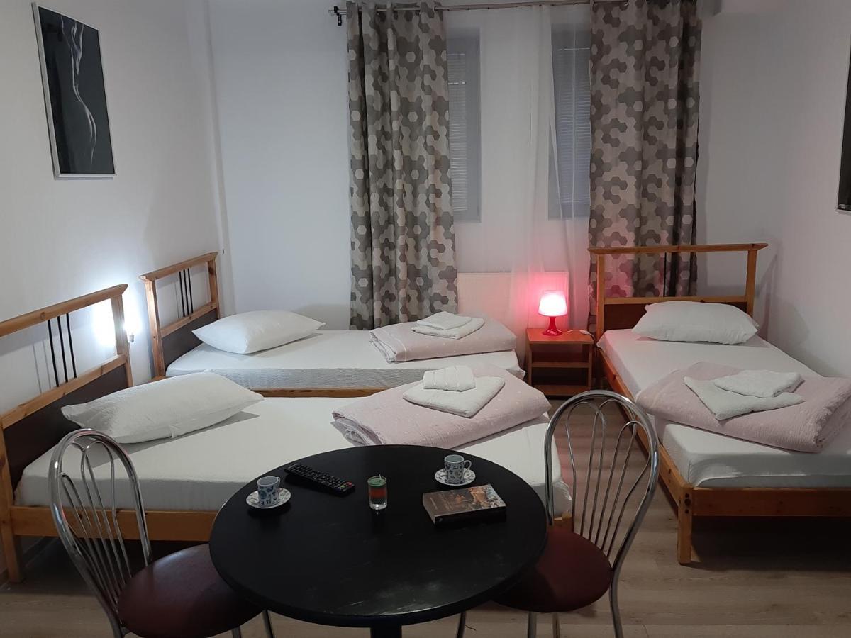 Carol 51 Hostel Bükreş Dış mekan fotoğraf