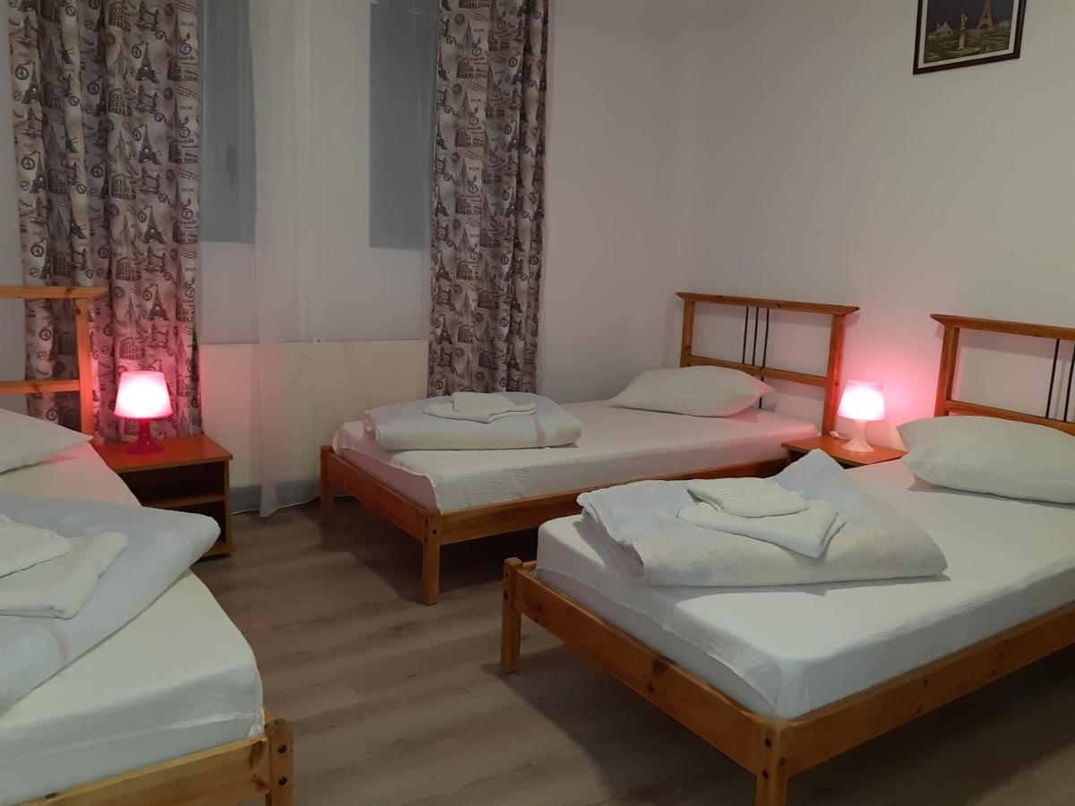 Carol 51 Hostel Bükreş Dış mekan fotoğraf