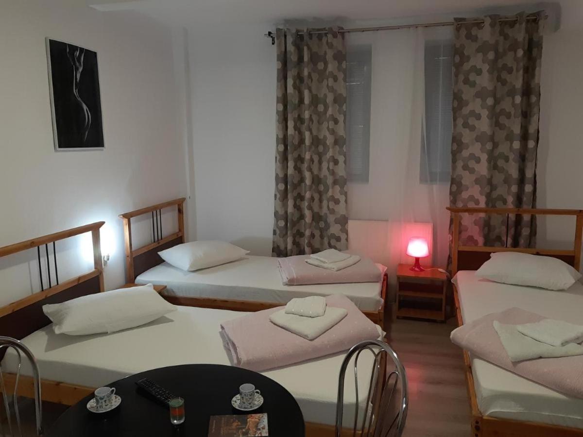 Carol 51 Hostel Bükreş Dış mekan fotoğraf